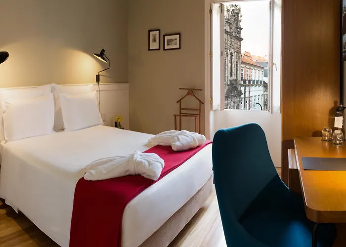 Explore the Exquisite Top Hotels Porto Portugal has to Offer