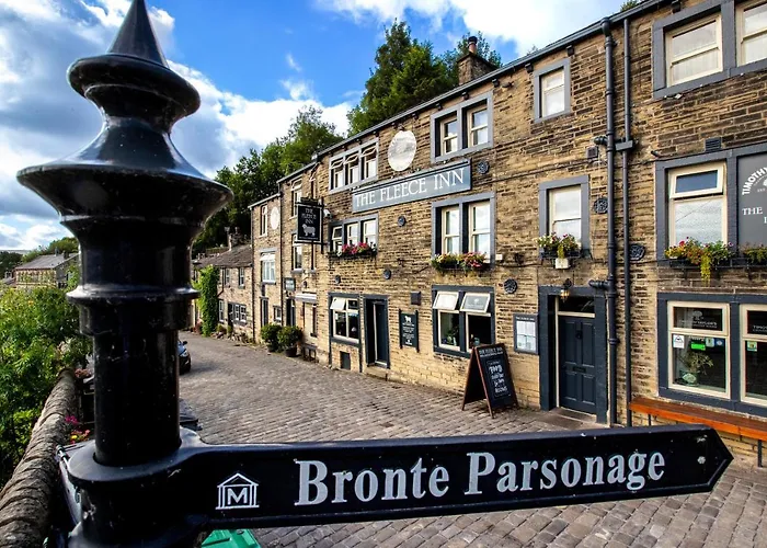 Discover Convenient Park and Fly Hotels near Leeds Bradford Airport in Bradford