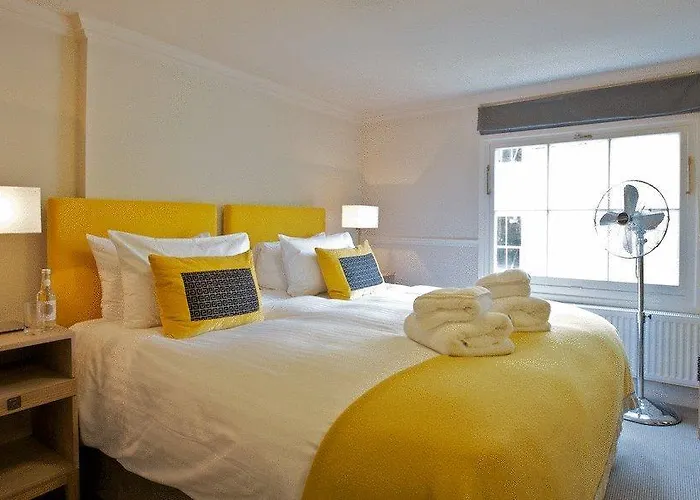 Top Bath Hotels Deals Last Minute