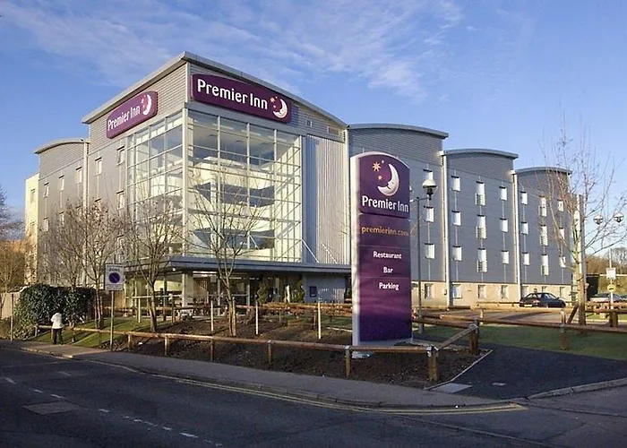 Discover Premier Inn Hotels in Watford, Hertfordshire