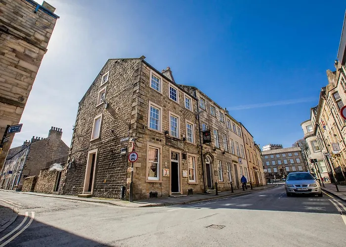 Central Lancaster Hotels: Your Gateway to an Unforgettable Stay in Lancaster, UK
